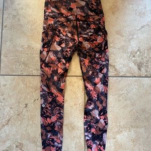 Lulu lemon vibrant leggings